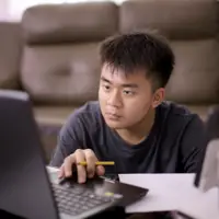 5 Debt and Housing Metrics Investors Should Consider Before Buying S&P 500 Stocks at All-Time Highs