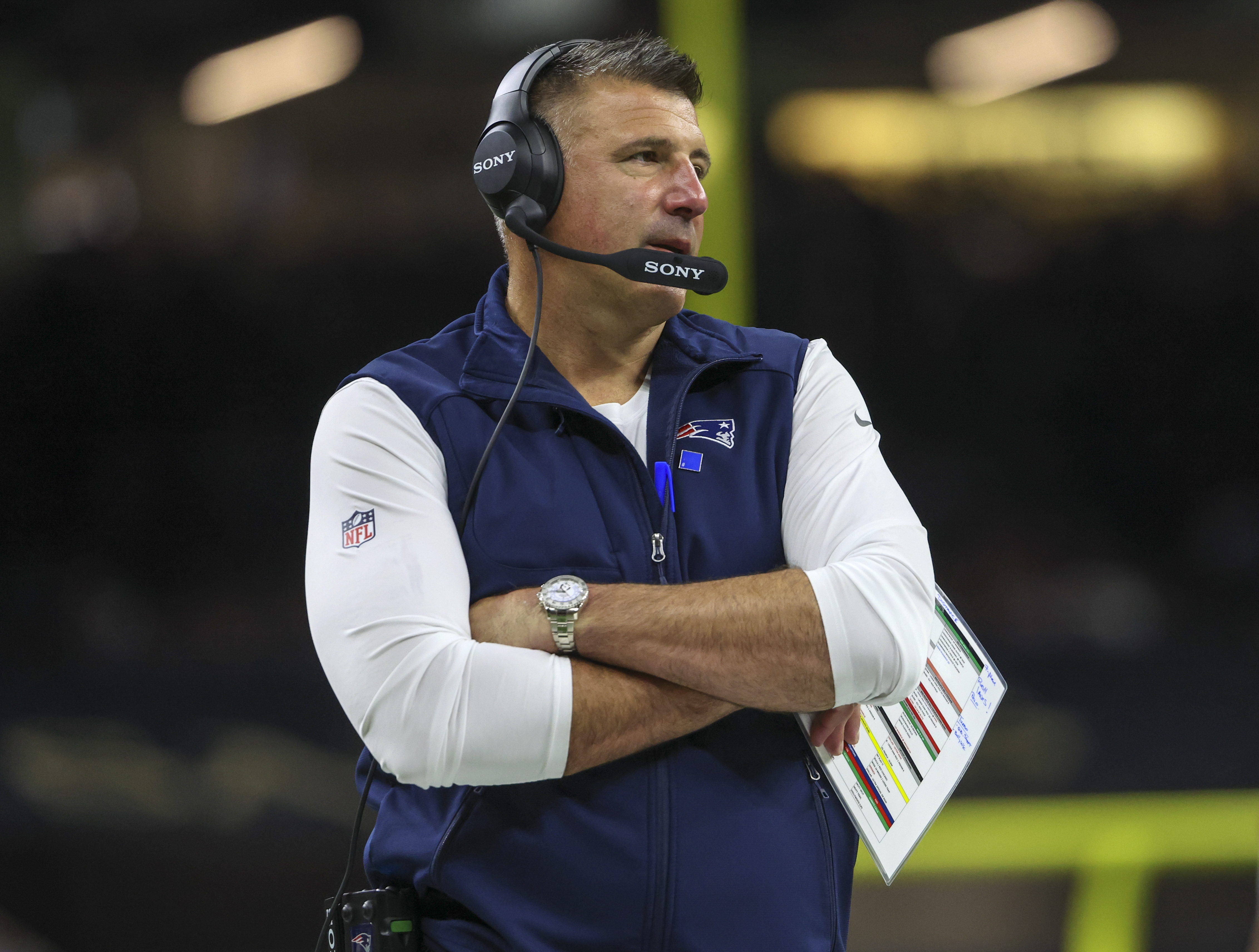 Sunday Patriots Notes: Mike Vrabel downplays return to Tennessee