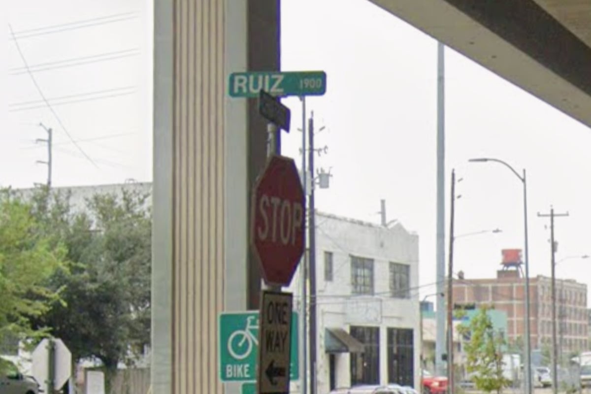 Houston Police Investigate Skeletal Remains Found in Portable Restroom on Ruiz Street