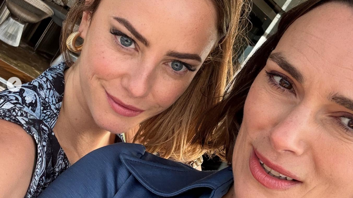  Kaya Scodelario Shares BTS ‘The Woman in Cabin 10’ Selfies, Calls Keira Knightley Her Childhood Hero