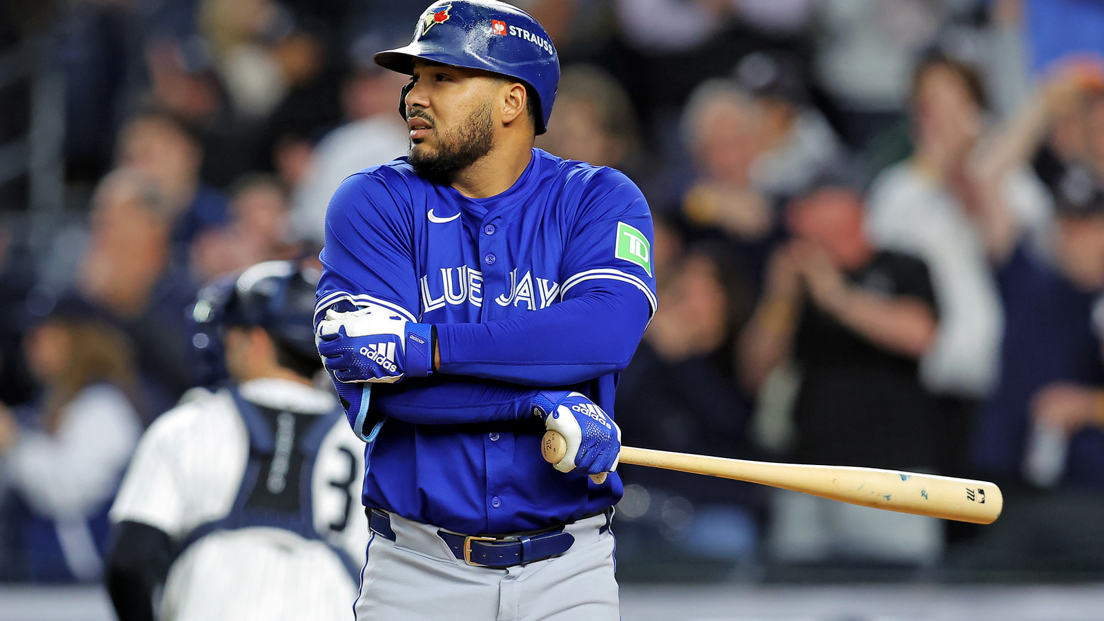 Blue Jays suffer a rough injury blow in middle of ALCS