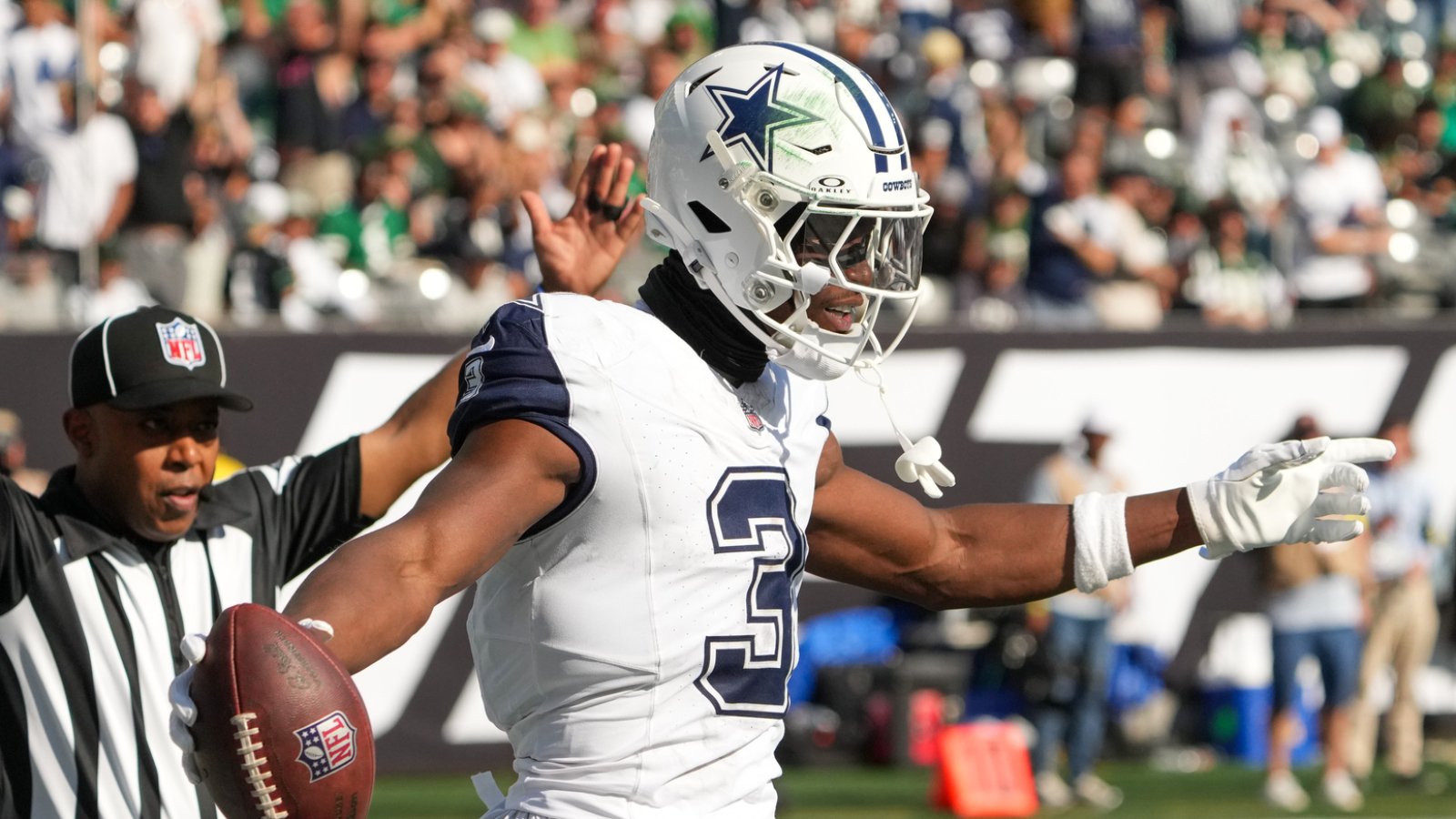 George Pickens calls out ‘hate’ Dak Prescott gets while defending Cowboys star