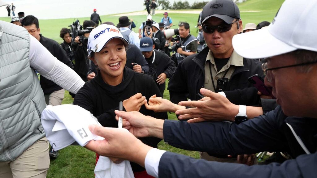 Sei Young Kim ends winless drought, helps break LPGA record