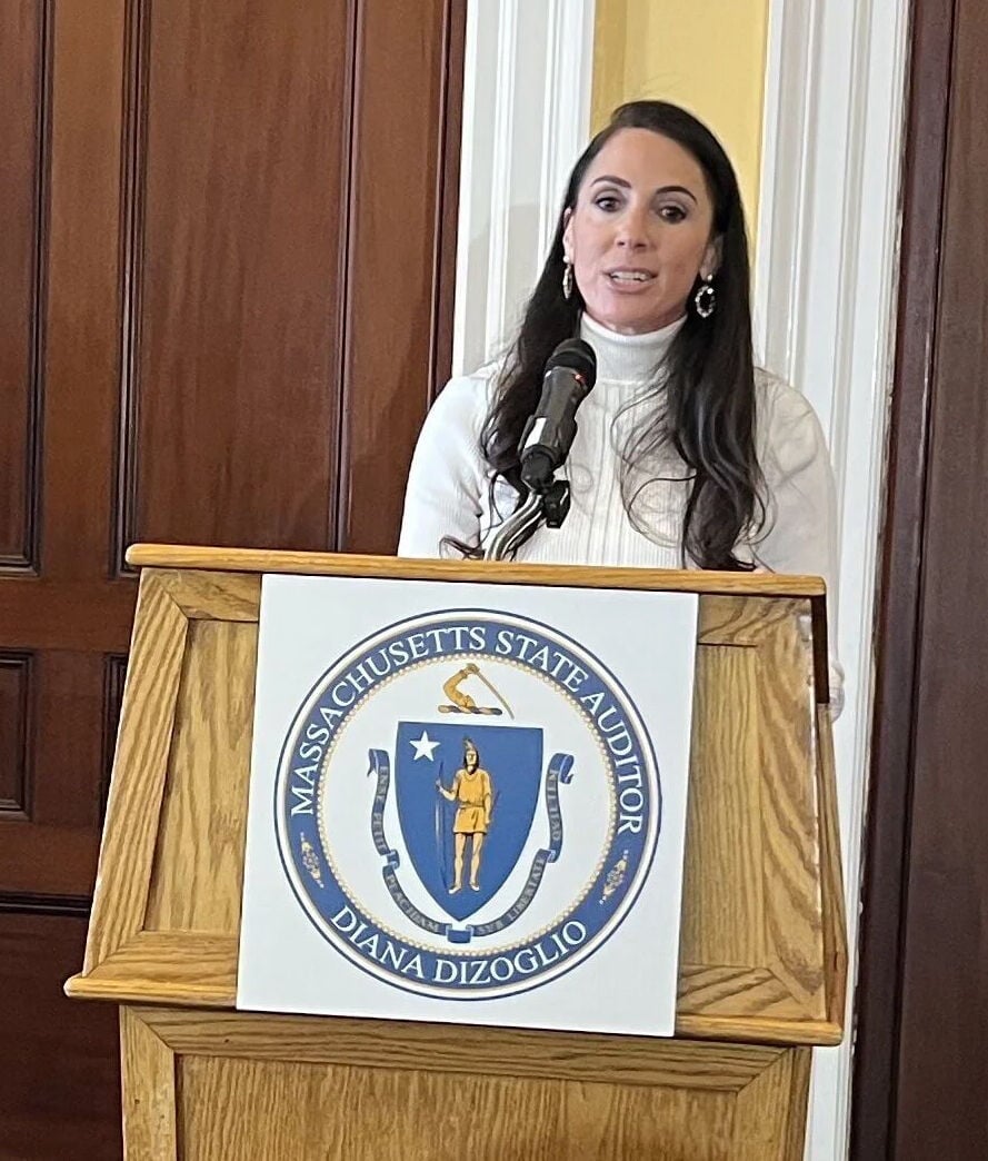 DiZoglio launches effort to pry open Beacon Hill