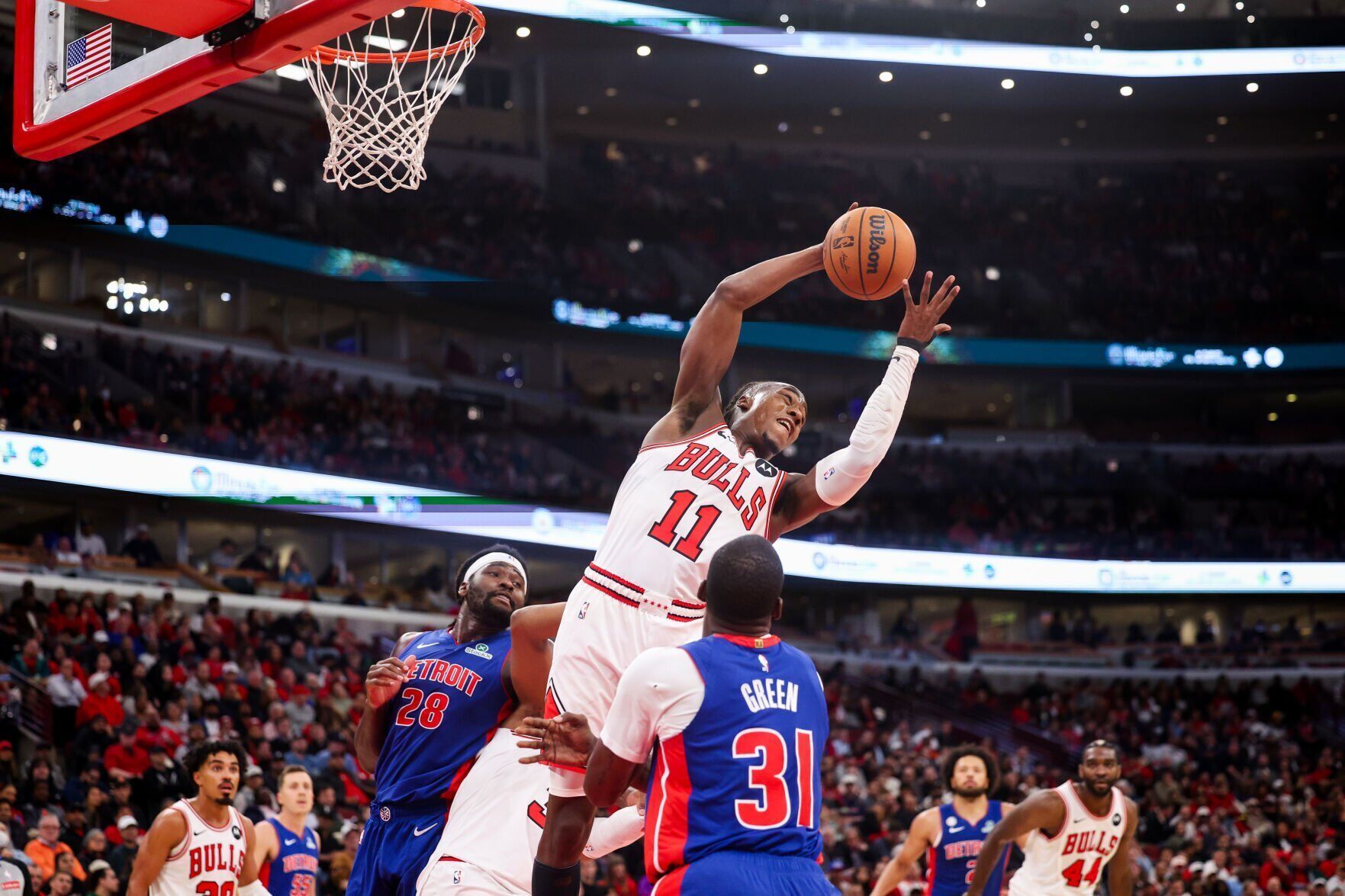 Tuesday’s TV schedule: Bulls, Big Ten teams highlight night