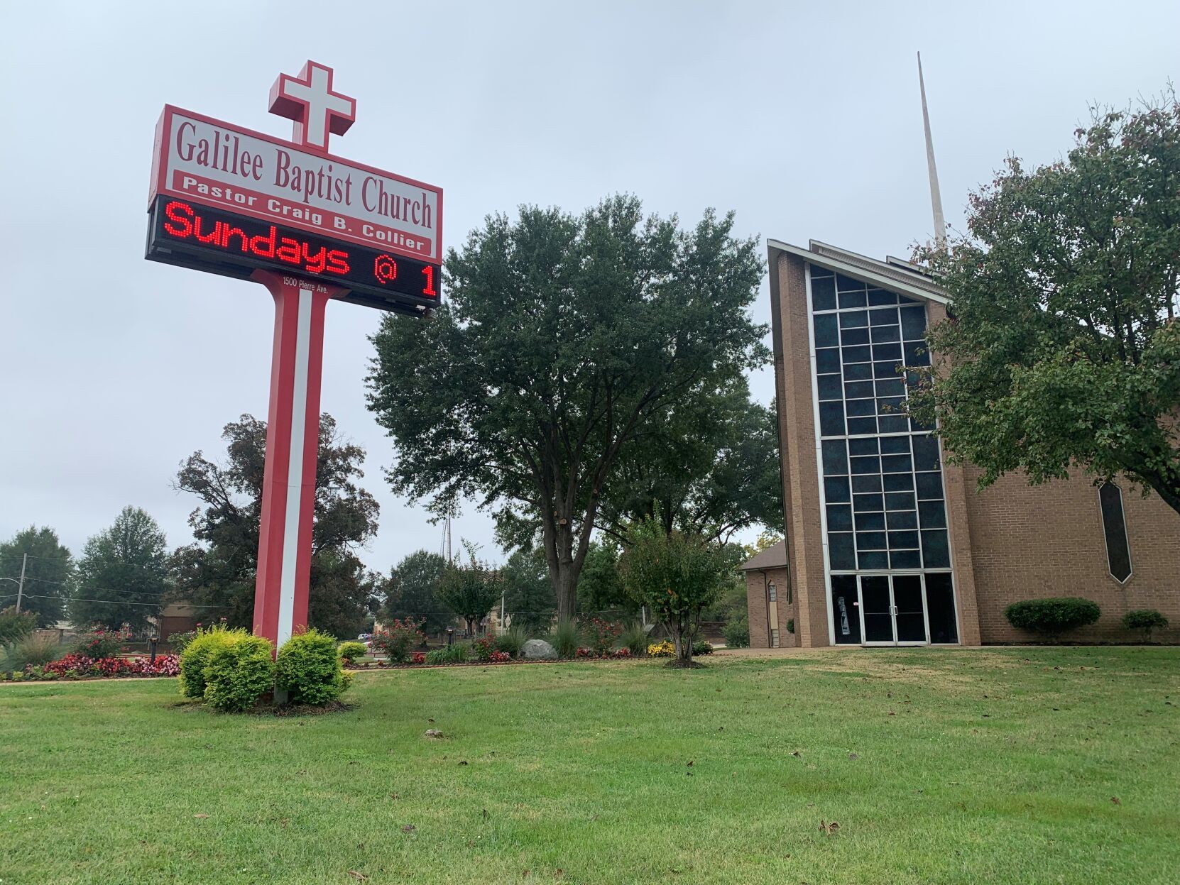 Drive-thru food giveaways to be hosted by Caddo Commission, Food Bank of NWLA. See when.