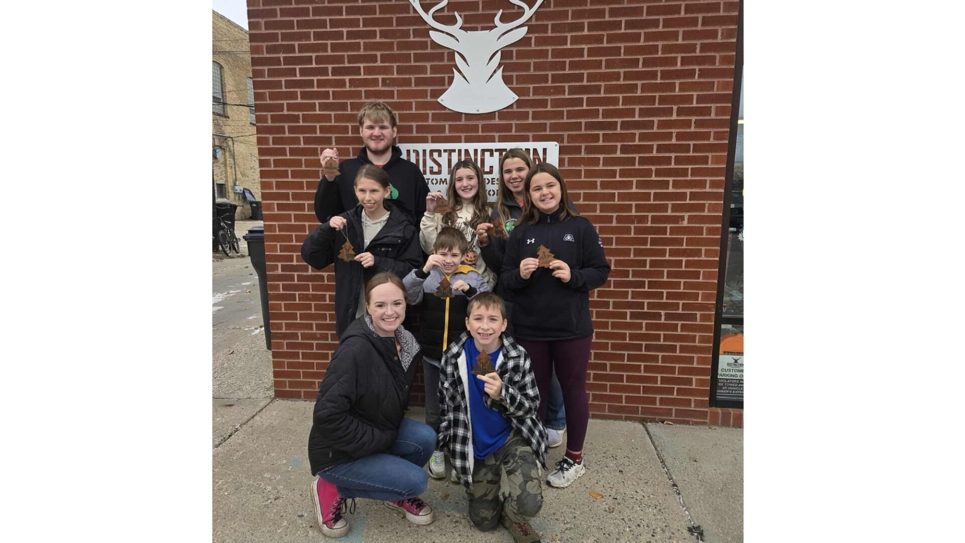 4-H students get hands-on with laser engraving