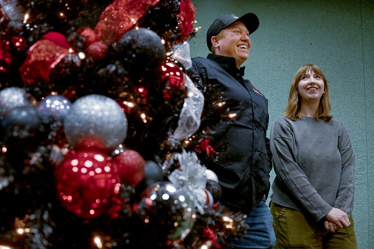 A toast to Christmas spirits at Christmas Tree Elegance – Sun, 30 Nov 2025 PST