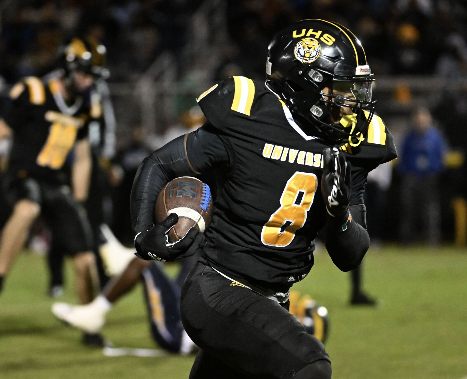 Live: High school football scores in the Baton Rouge area for 2025 semifinals