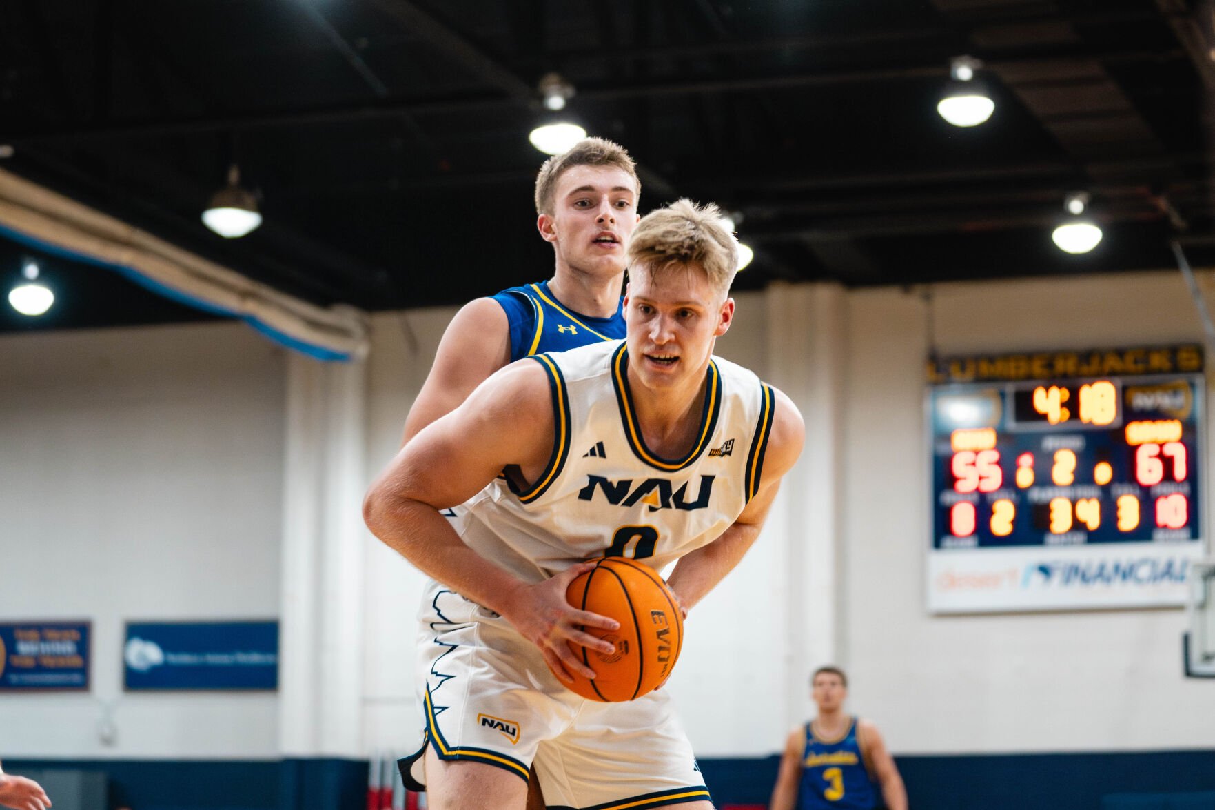 South Dakota State snaps NAU’s 11-game Rolle winning streak on cold shooting night