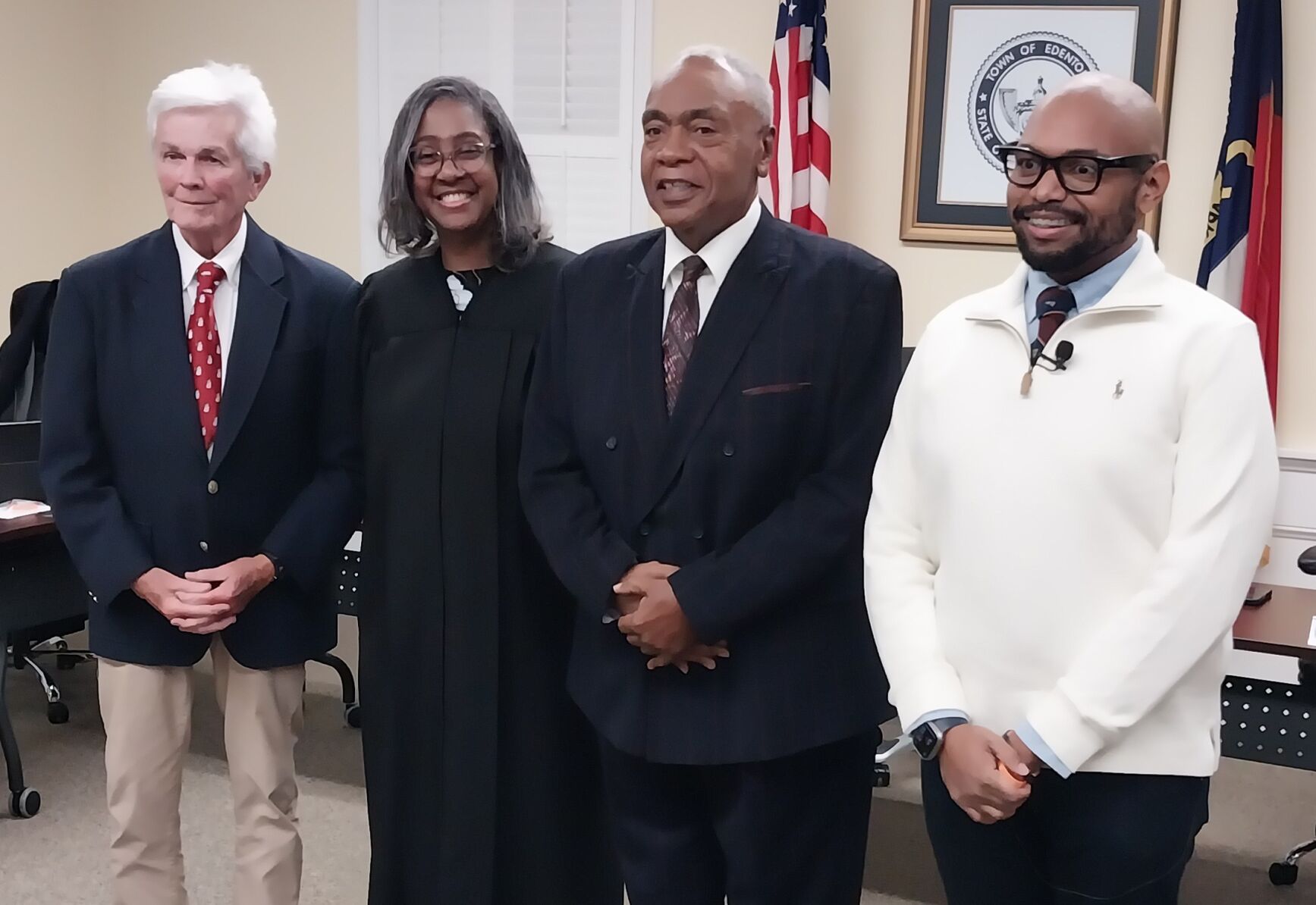 3 returning Edenton councilmen sworn in