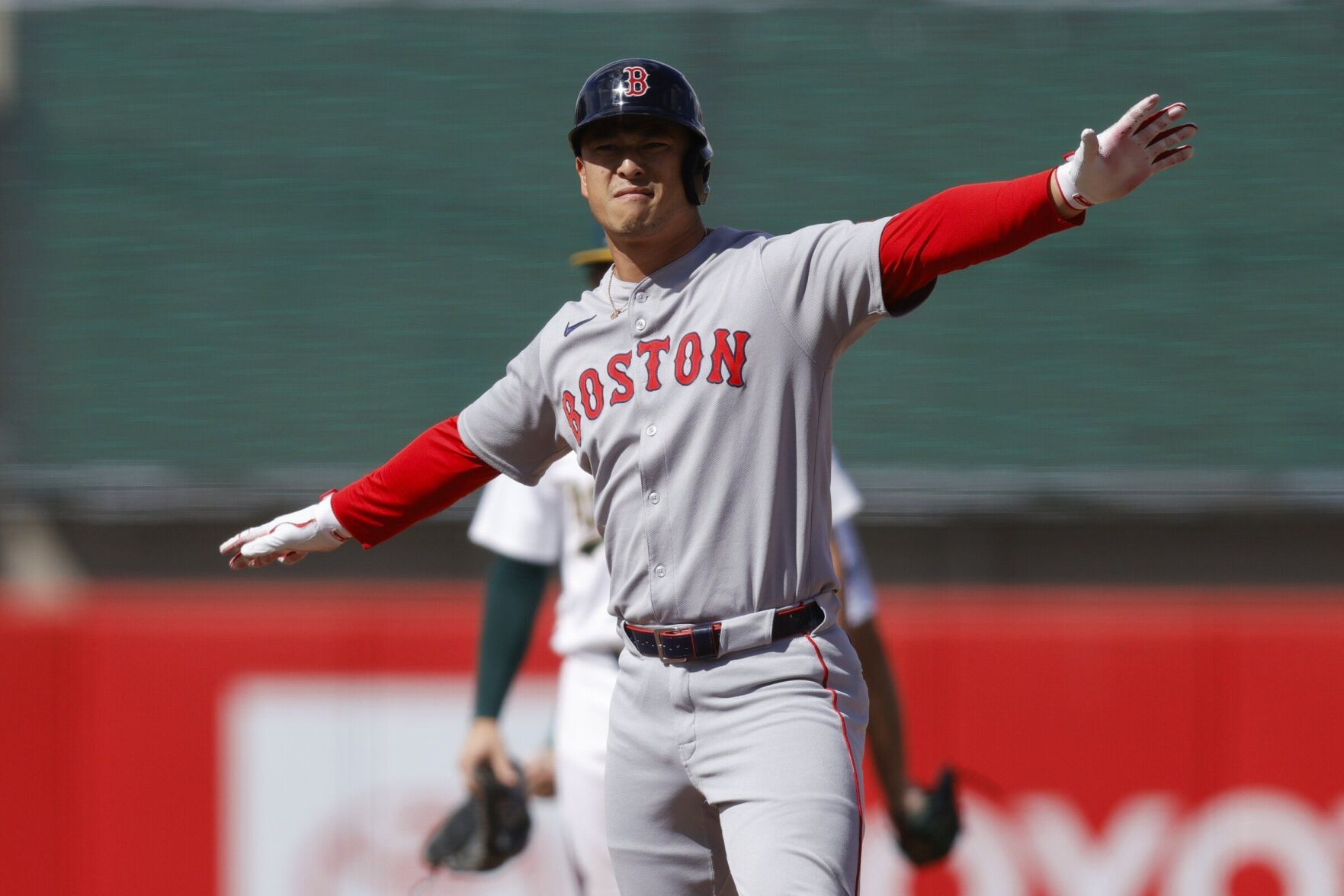 Mariners’ Rob Refsnyder signing makes them a better team | Analysis