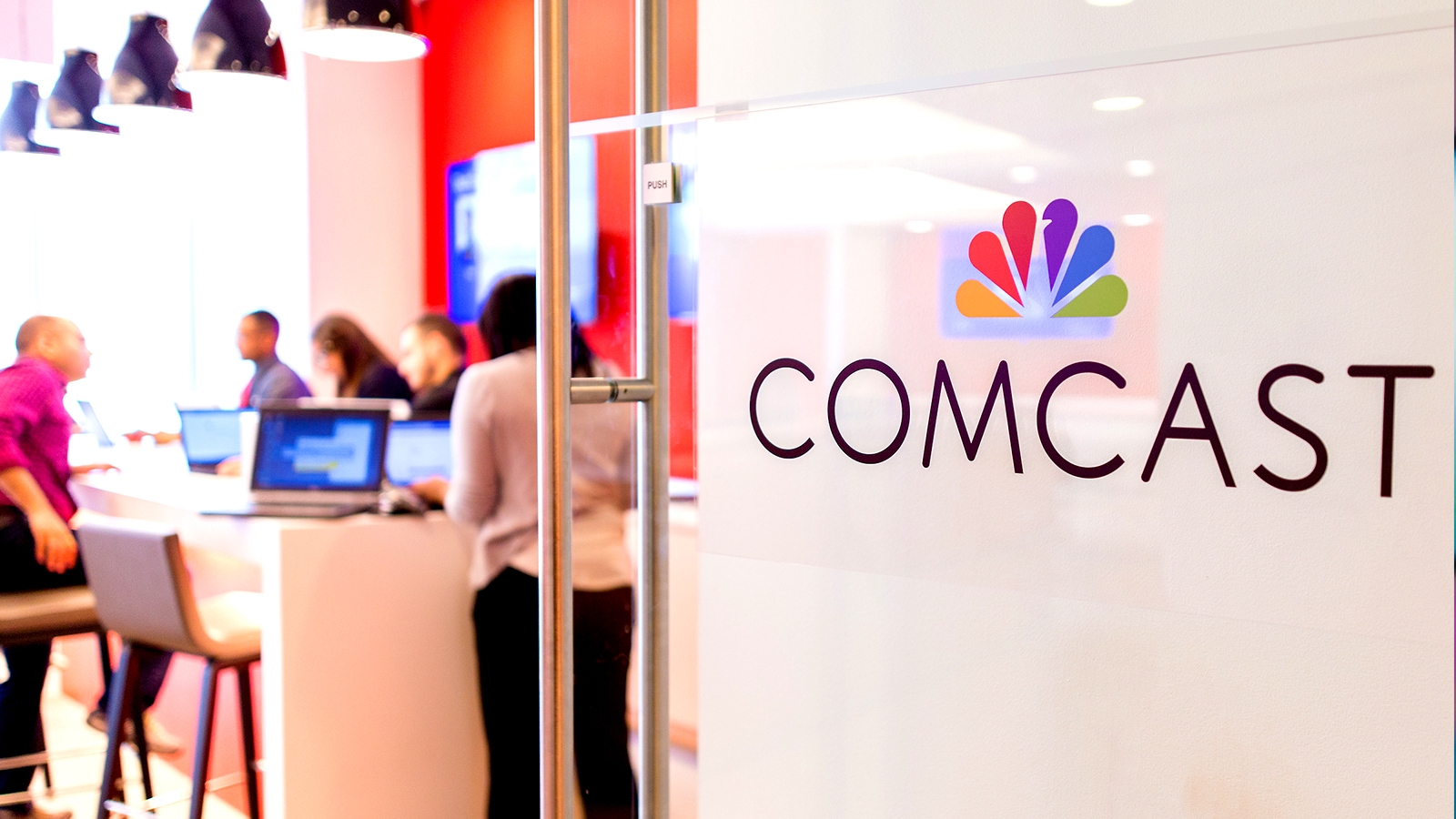 Comcast launches national pricing and packaging for video