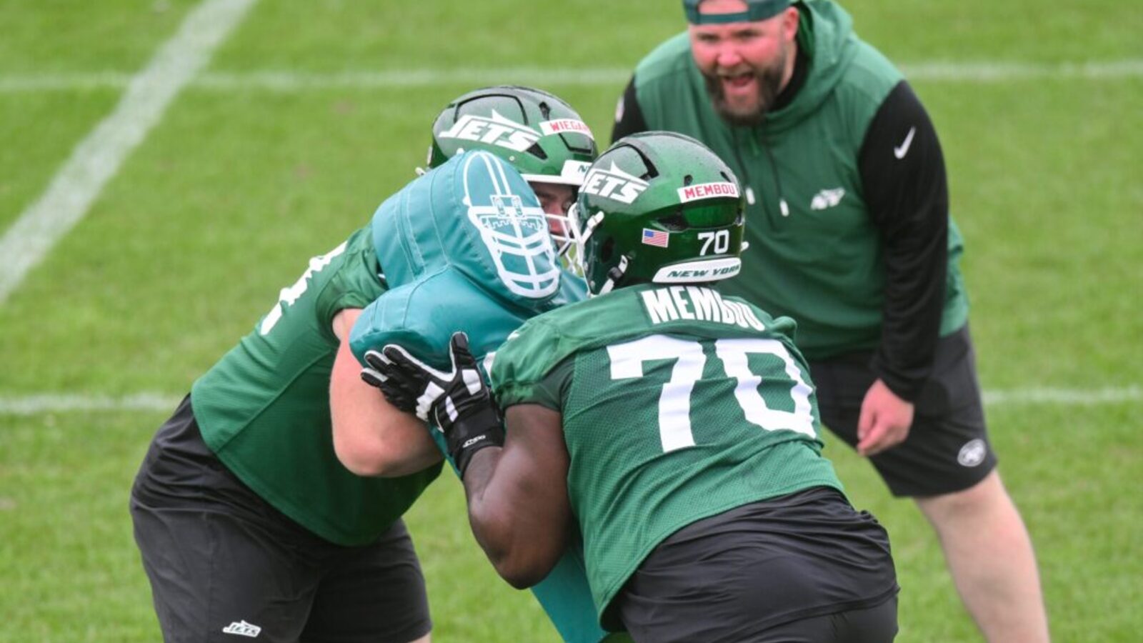 Jets Right Tackle Earning All-Rookie Praise