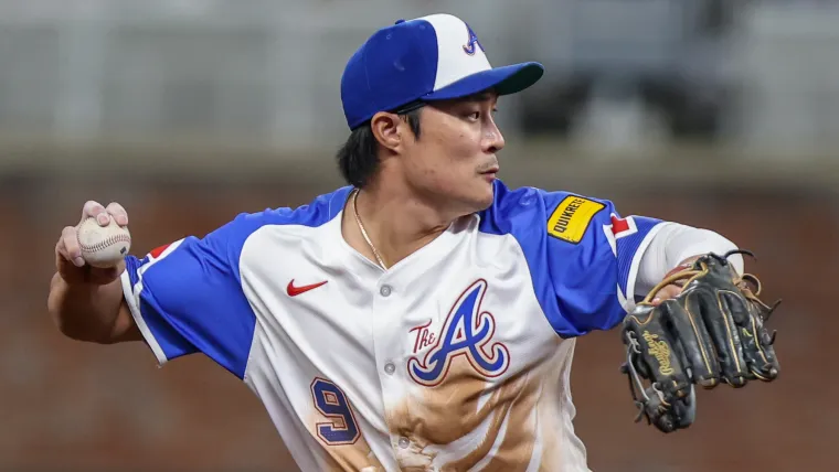 Ha-Seong Kim returns to the Braves on a one-year $20 million contract