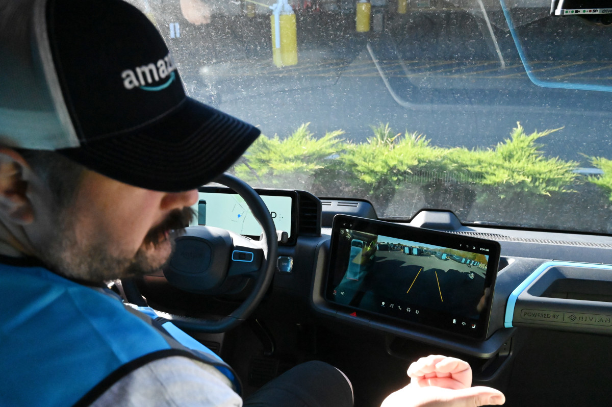 The Amazon Essentials puffer coat is just $24 for a limited time, and comes in sizes up to 6X