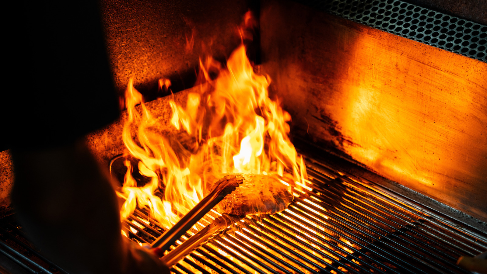 The San Francisco Restaurant That Cooks All Its Food Over An Open Flame