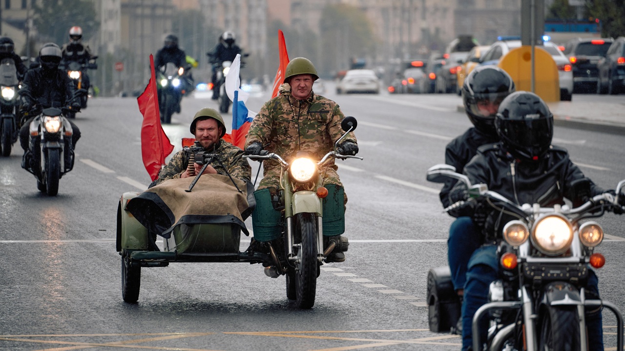 Russia’s Kalashnikov Concern Is Building an Electric ‘Silent Motorcycle’