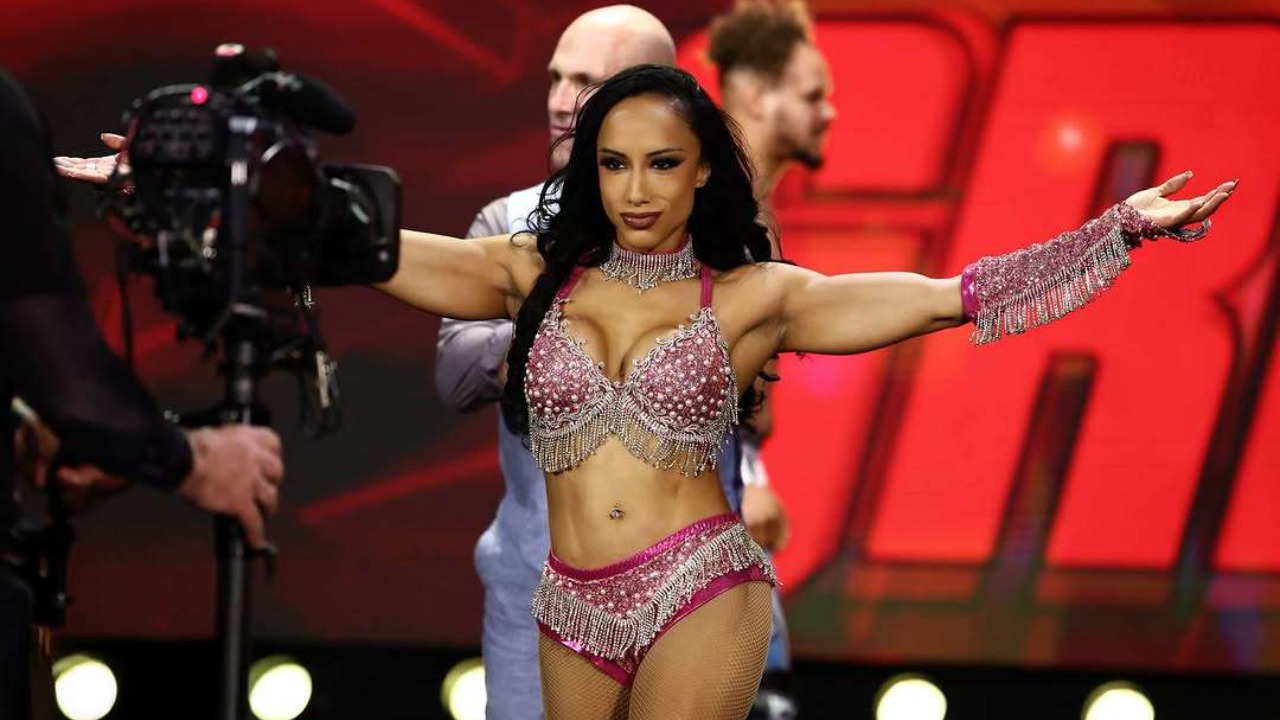 Leila Grey provides surgery update on her ACL injury