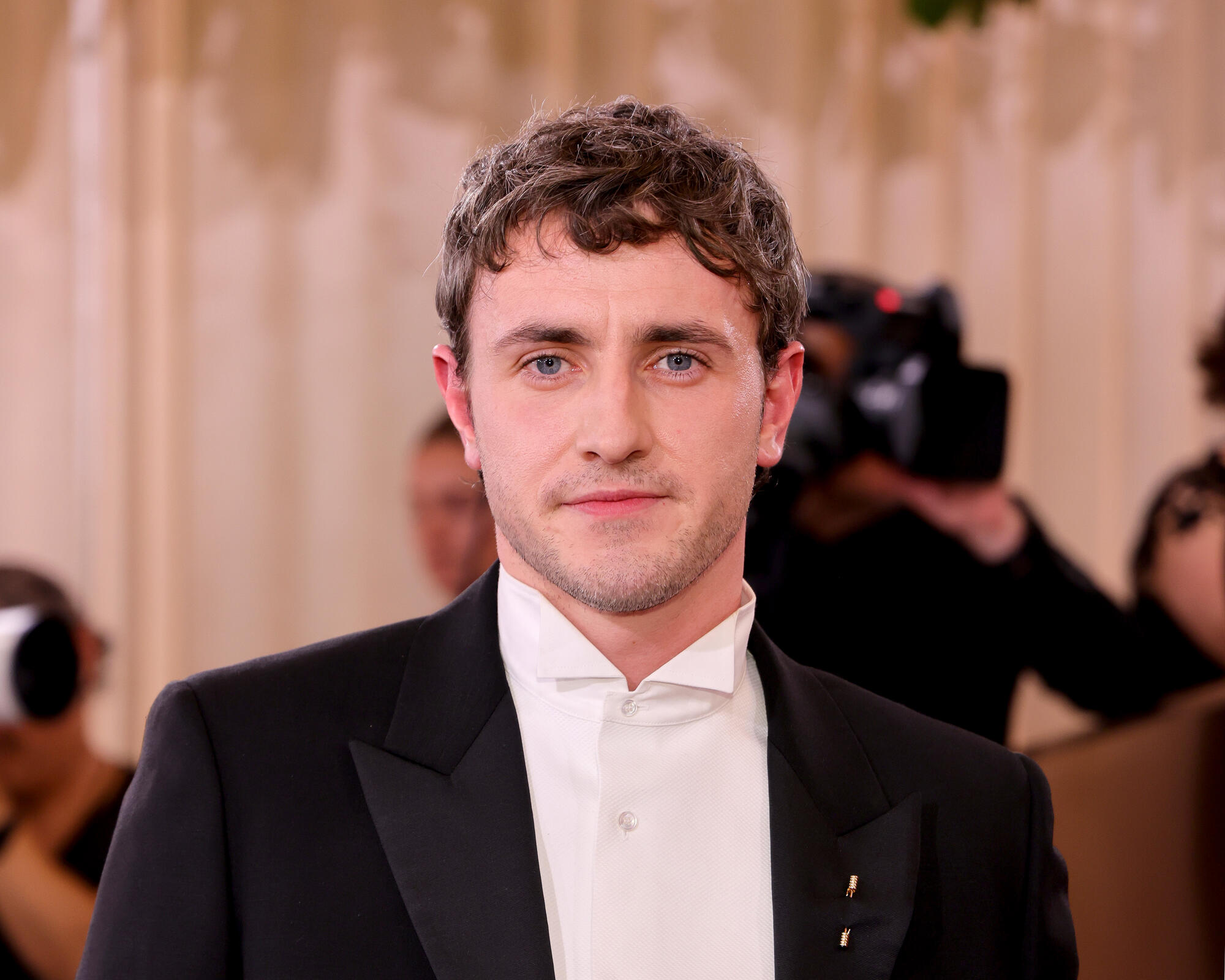 Paul Mescal on ‘Hamnet’ Death Scene, Imposter Syndrome and Juggling the Beatles Films and Richard Linklater’s 20-Year Musical