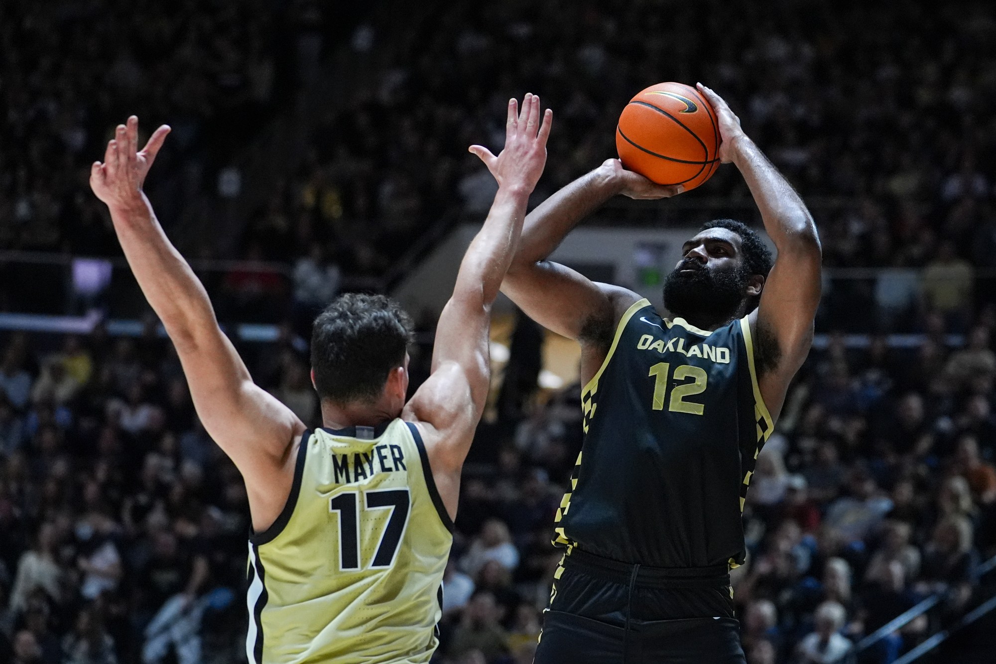 Oakland secures 88-63 victory over Green Bay