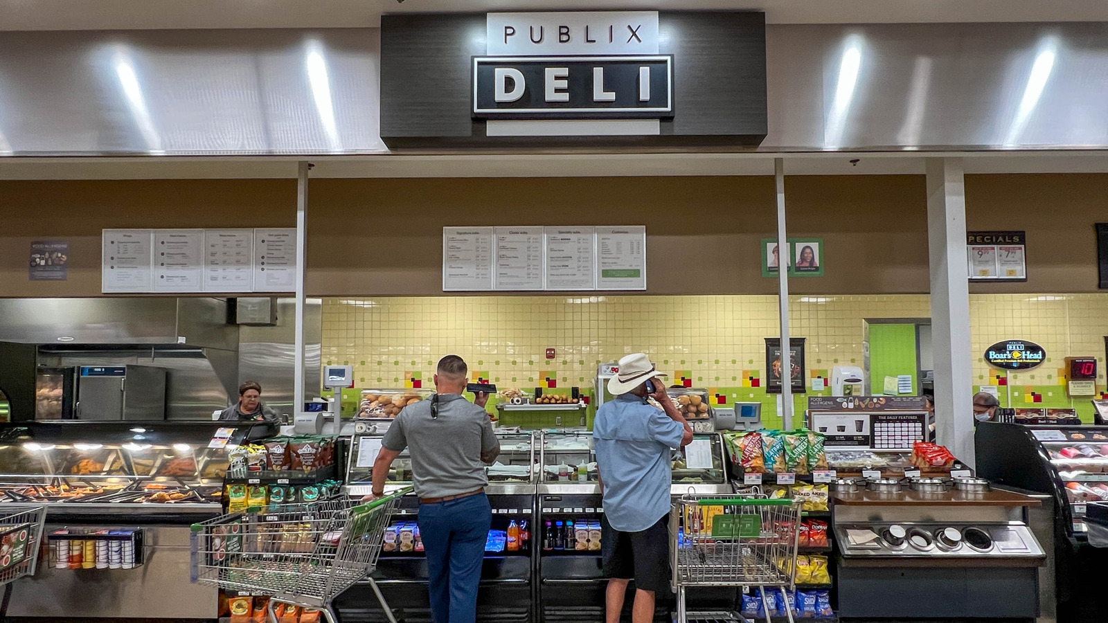The Most Important Question You Should Ask Before Ordering At A Grocery Store Deli