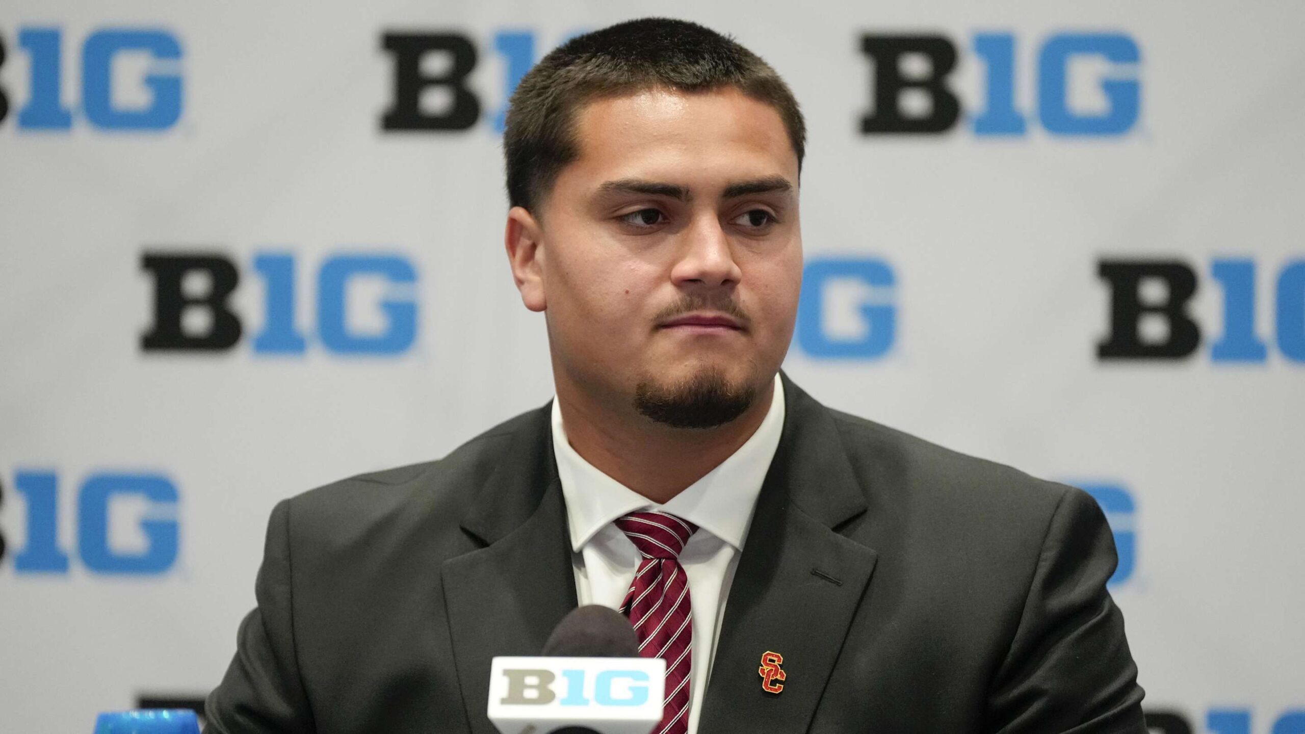 Zach Hanson Sends Clear Message About USC’s Mentality on the Offensive Line