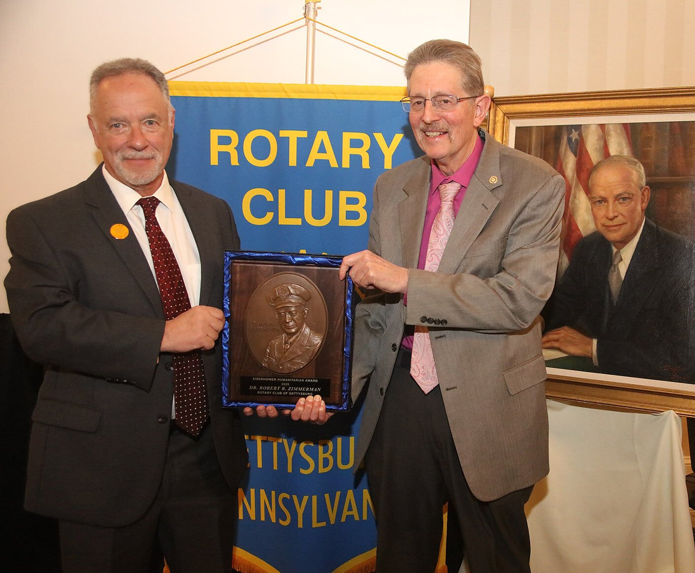 Retired dentist receives humanitarian award