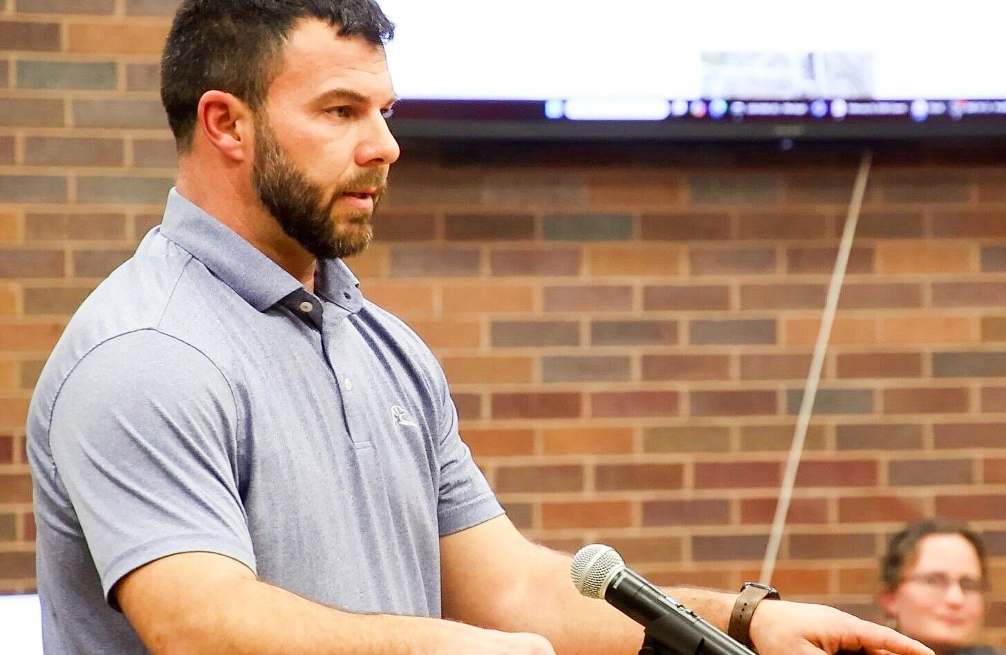 Gering council advances controversial zoning change