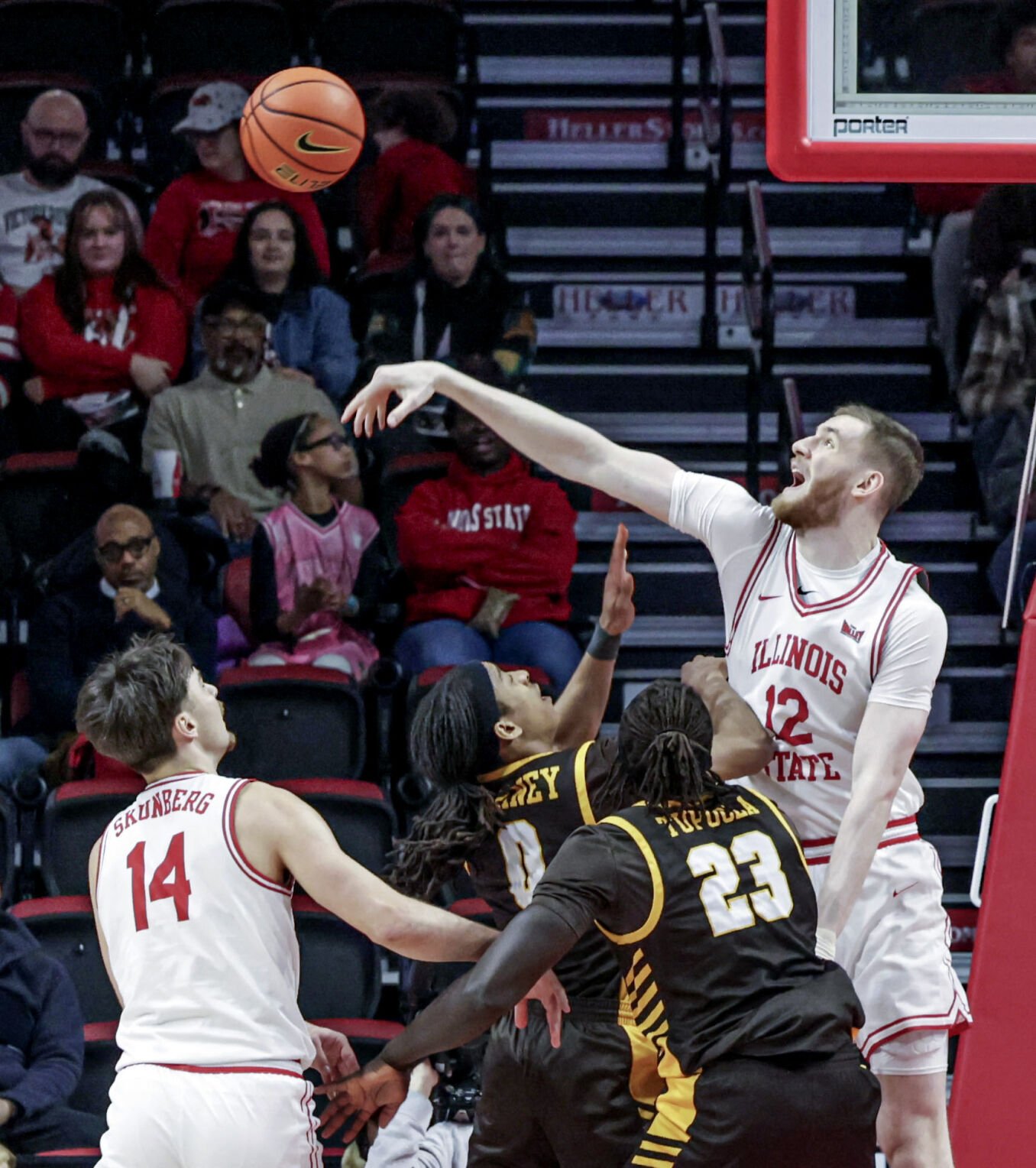 Illinois State catches fire in second half to secure needed win