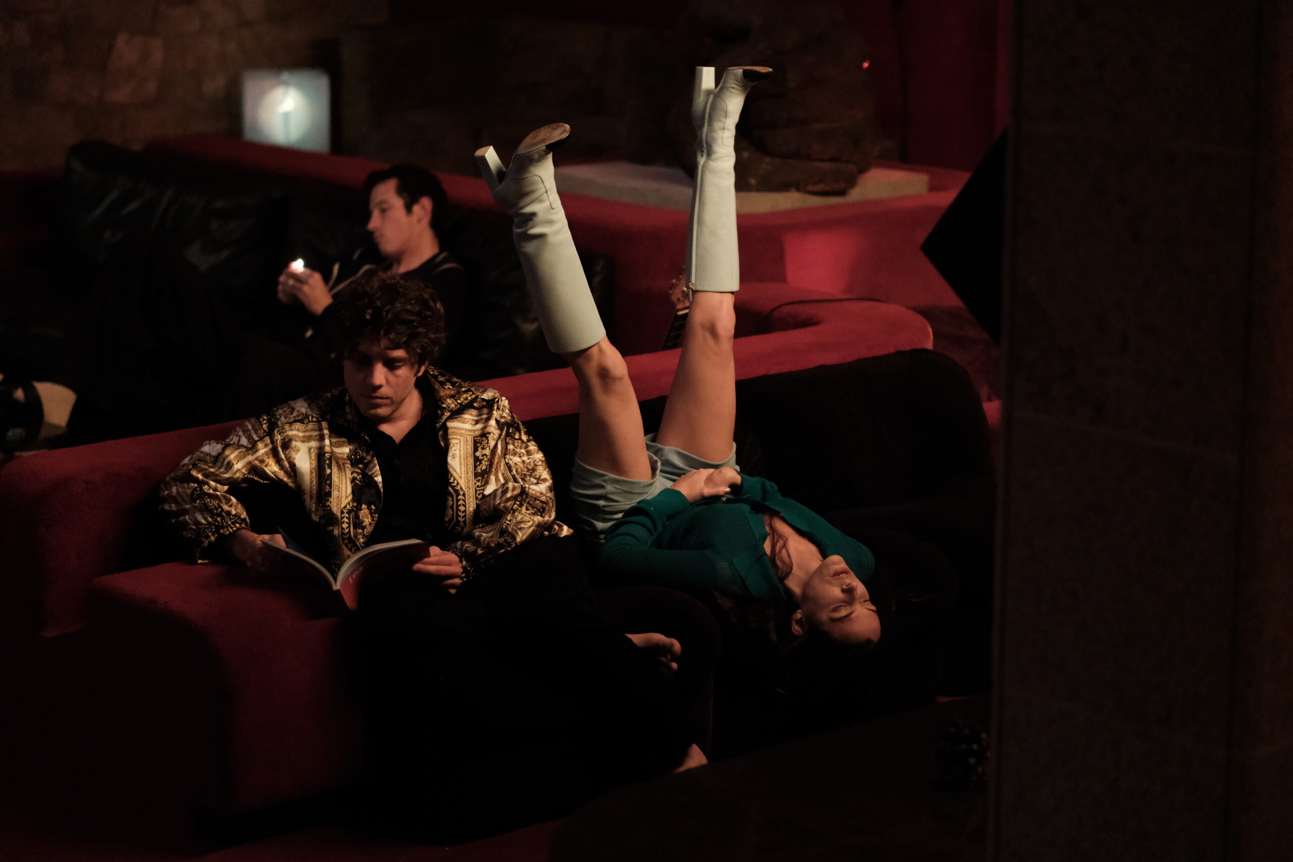 ‘Rosebush Pruning’ Review: Callum Turner, Riley Keough, Jamie Bell and Elle Fanning Serve up Shallowness With Style in Mixed-Bag Satire