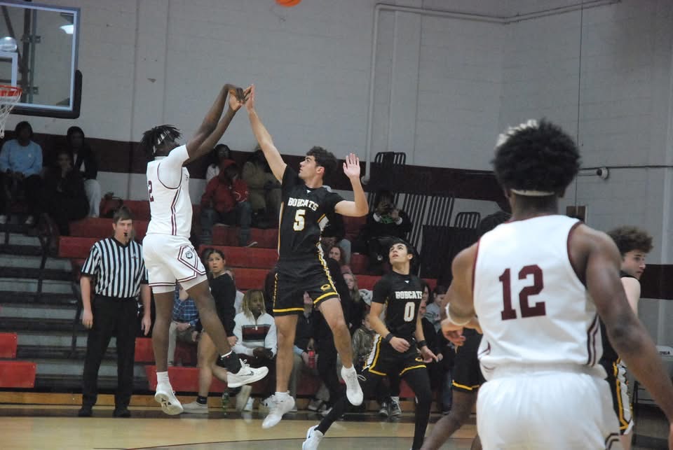 Opp continues win streak with wins over Andy, Straughn