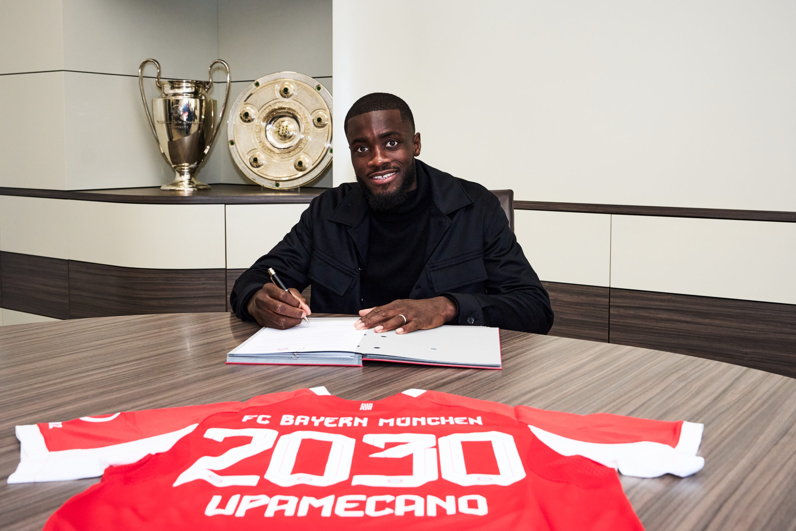 Dayot Upamecano riffs on having the right mentality after Bayern Munich contract extension