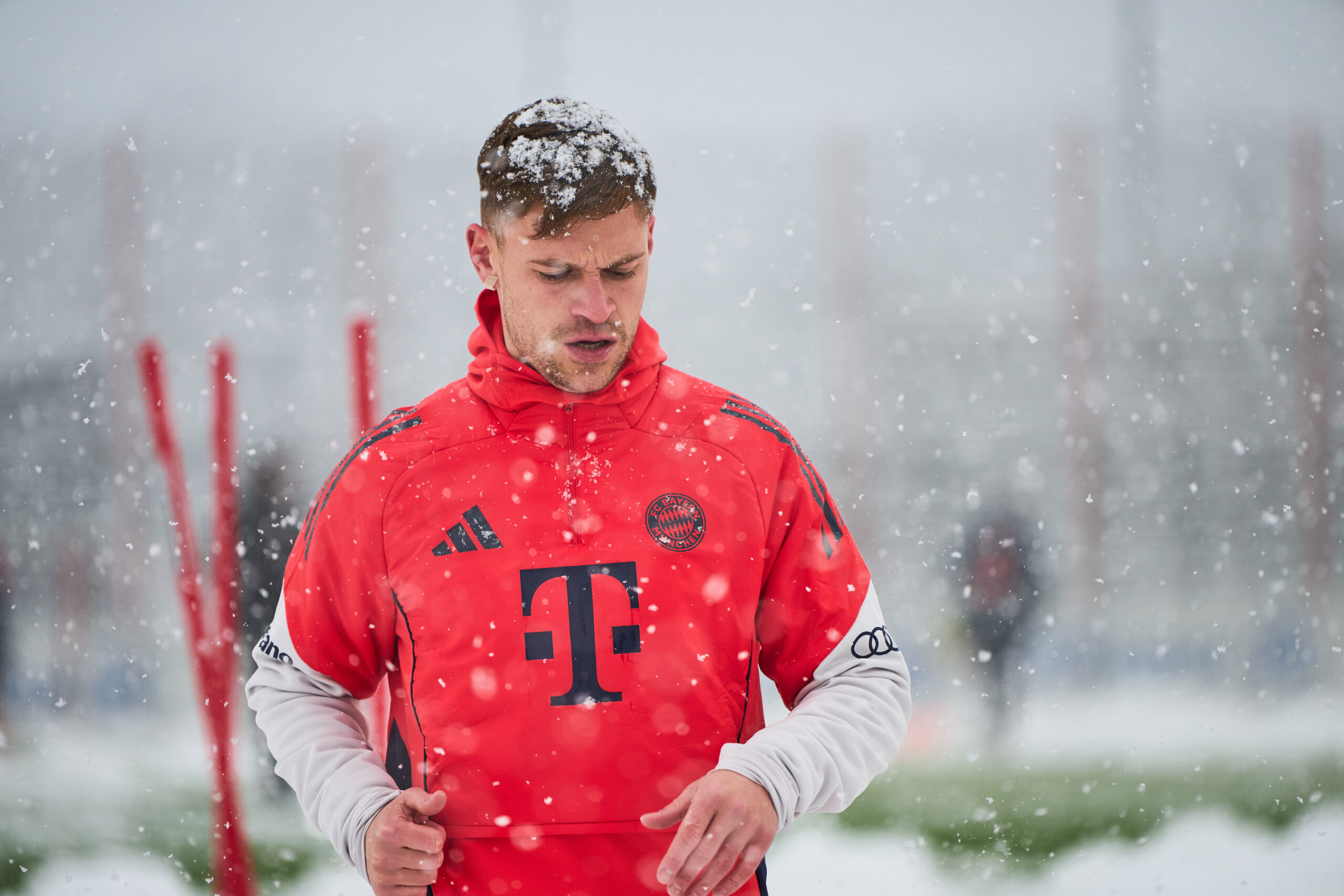 Training Report: Snowy conditions make for picturesque setting at Bayern Munich