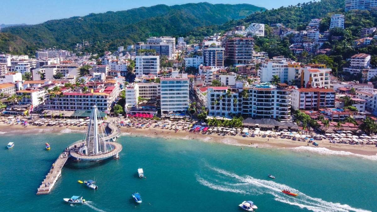 These airlines have restarted flights to Puerto Vallarta