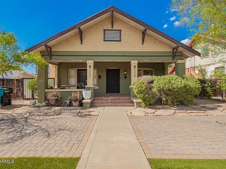 Phoenix hires ASU to study middle housing options