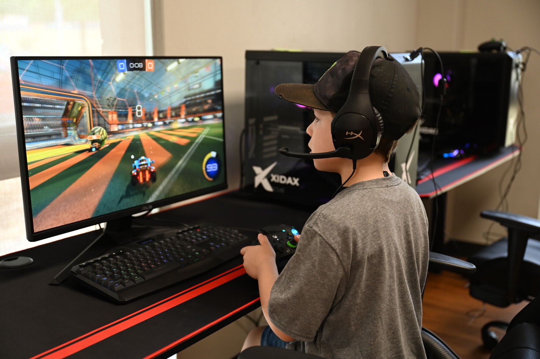 Lots of screentime can stunt kids’ vocabularies and change the words they learn, SMU study finds