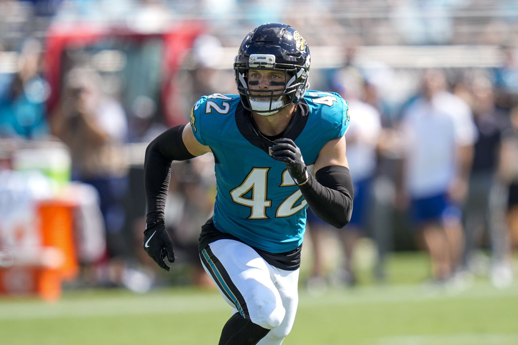 Former UW safety Andrew Wingard signs with Cardinals