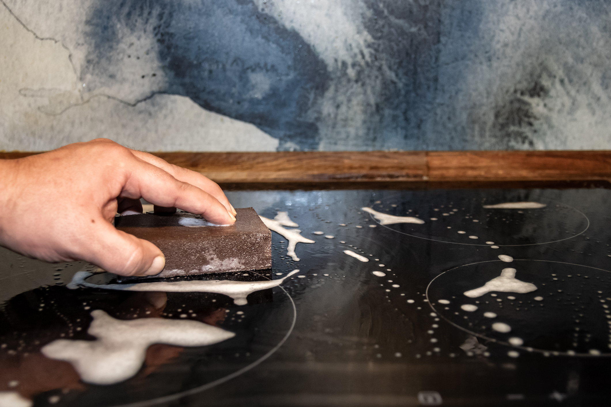 Couple Moves Out of Apartment—Landlord’s ‘Ridiculous’ Request Shocks