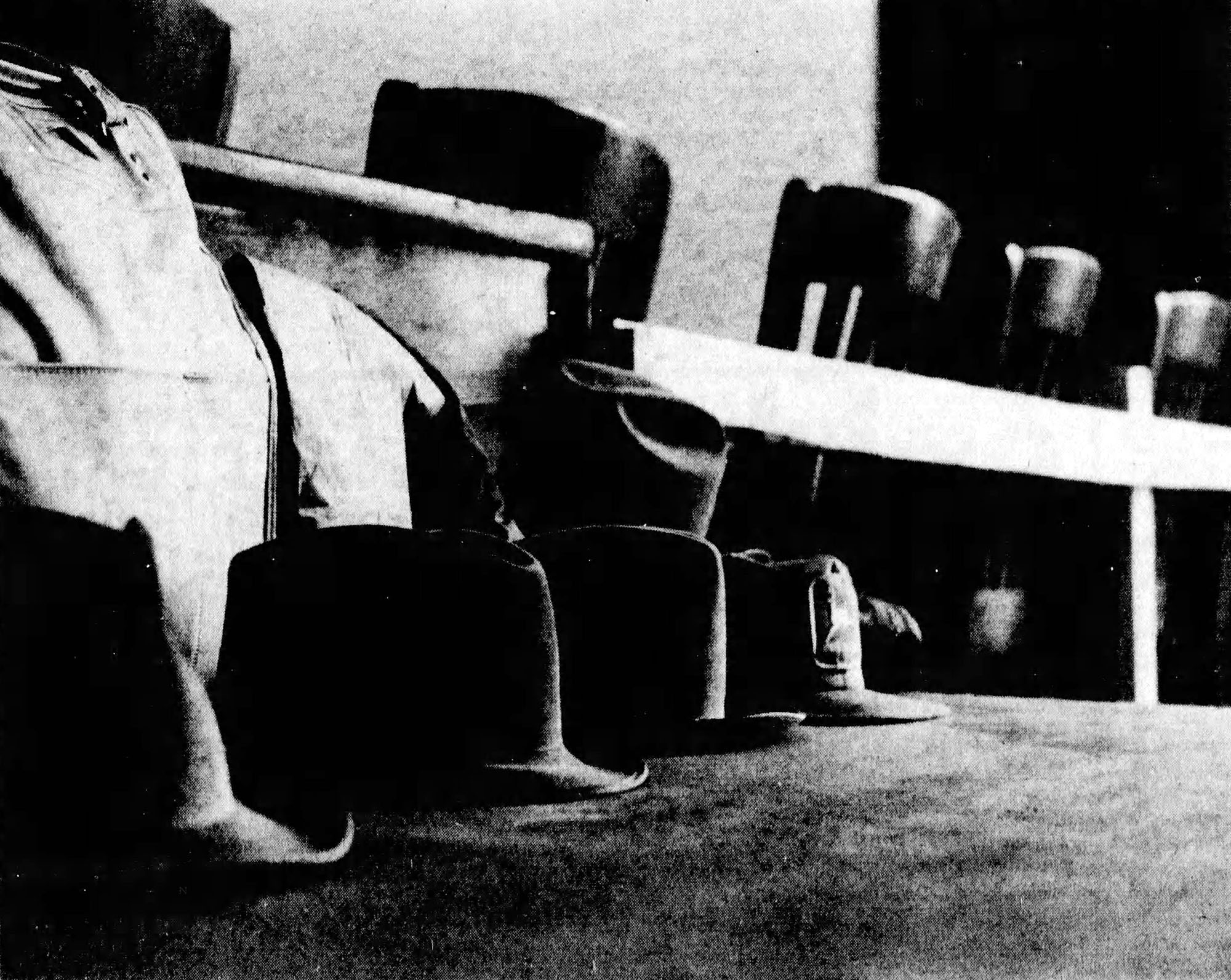 1976: Jury deadlocks in murder trial