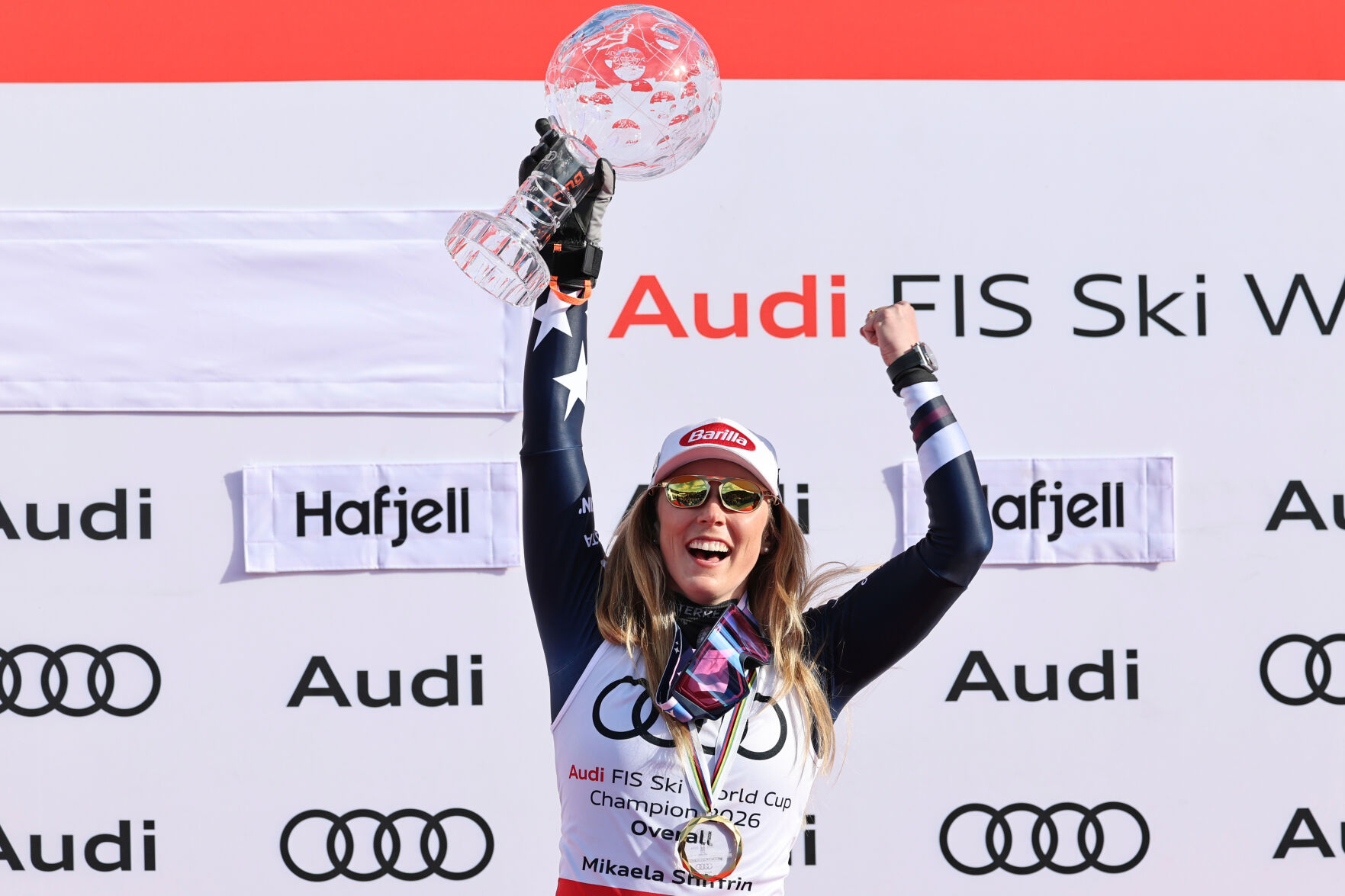 Shiffrin ends super ski season in style
