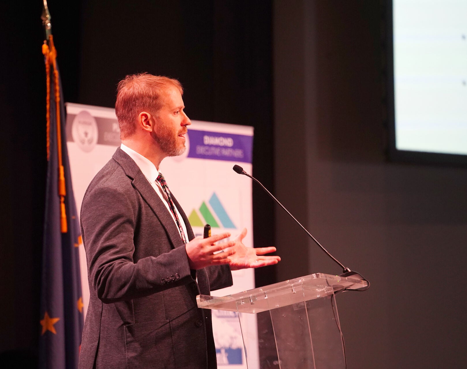 Borough mayor unveils budget at Chamber luncheon