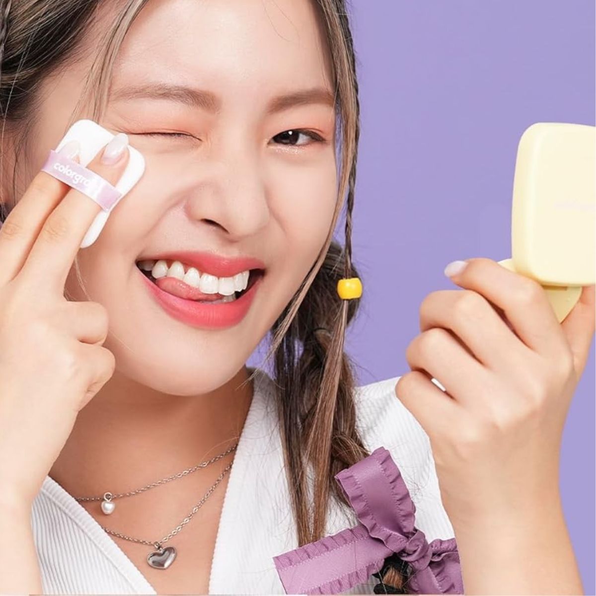 BeautyTok is Obsessed With These Oil Absorbing Hacks for Summer