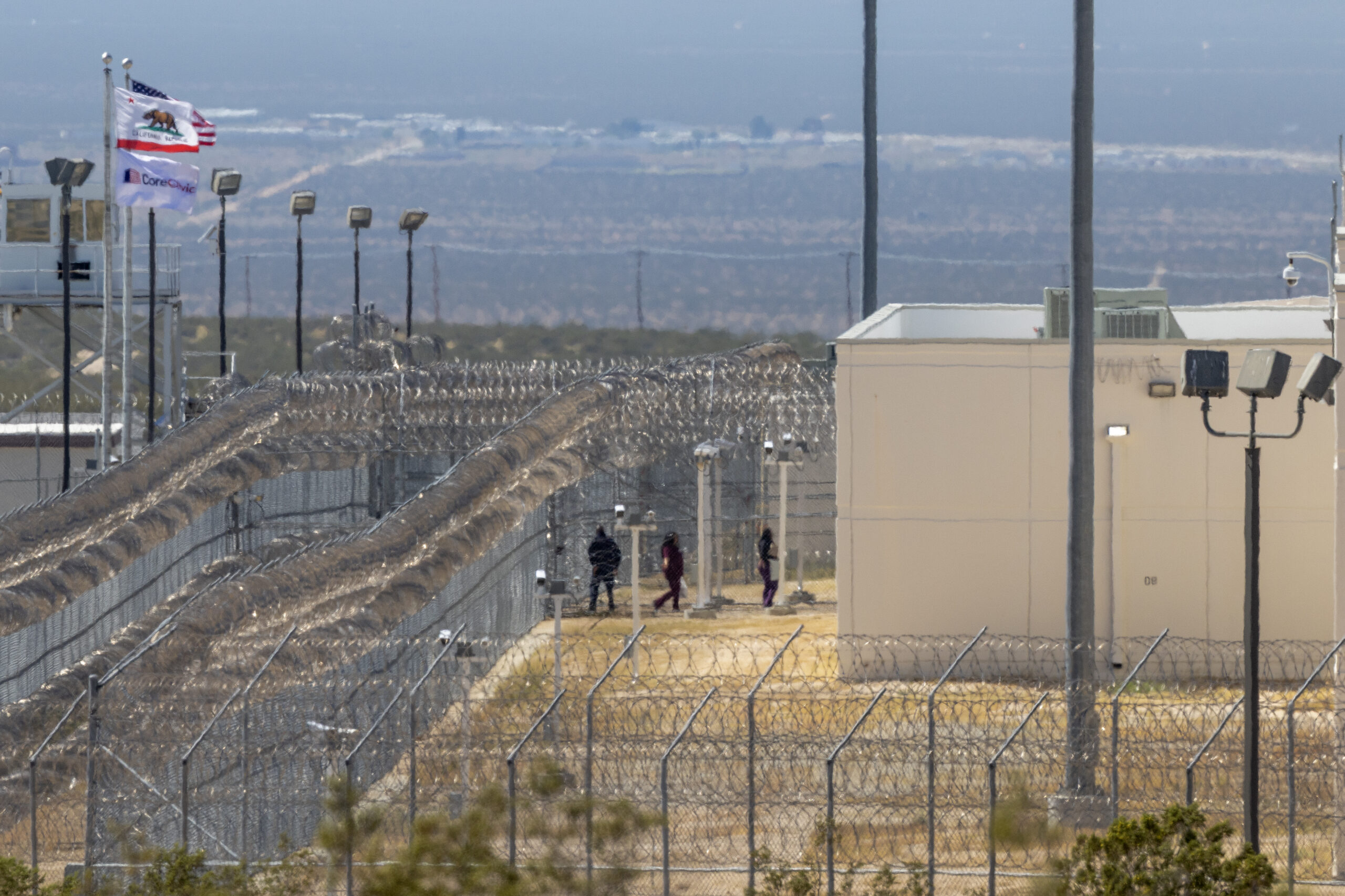 Under Trump II, Immigrants Are Selling Their Furniture and Cars to Get Out of Detention