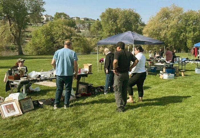 ‘Tis the season for yard sales in Umatilla