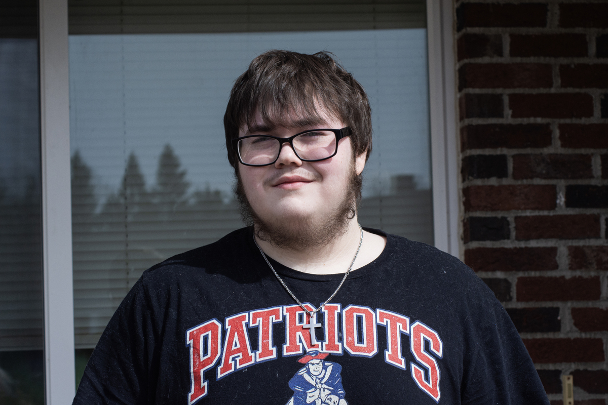 Aroostook teen starts odd job business to help his family rebound from homelessness