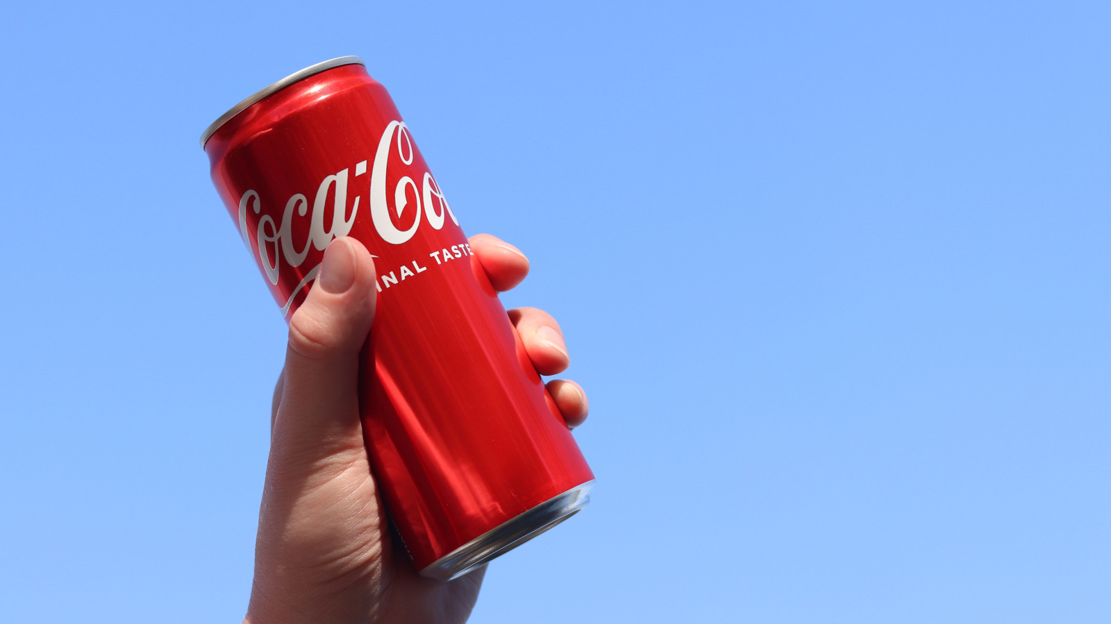 Coca-Cola’s Coolest Machine Never Caught On (And We Think We Know Why)