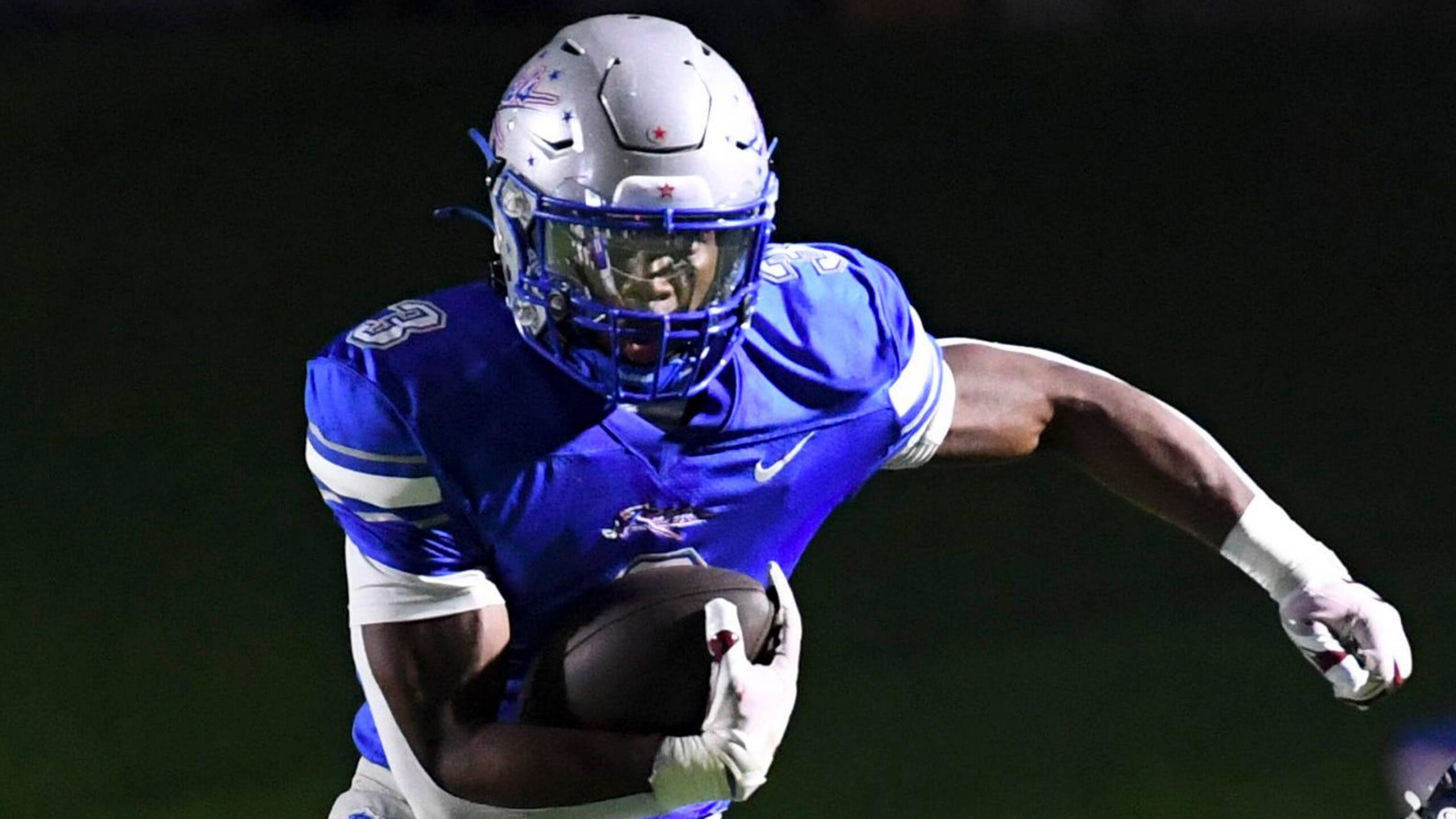 Byrnes Rebels Tre Segarra (3) breaks the tackle of Dorman Cavaliers Donovan Anderson.