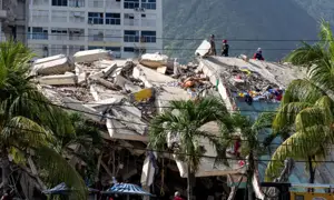 Desperation mounts in Venezuela as the earthquake death toll rises to 1,430