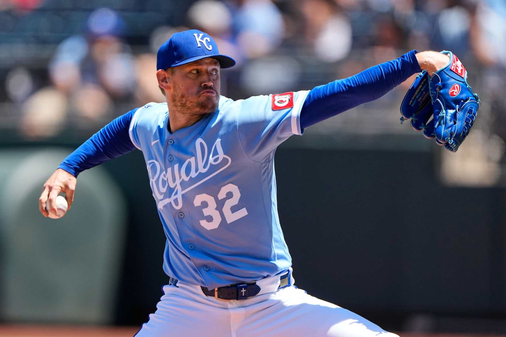 Stephen Kolek shines on the mound, Maikel Garcia drives in three as the Royals beat the Astros 4-0